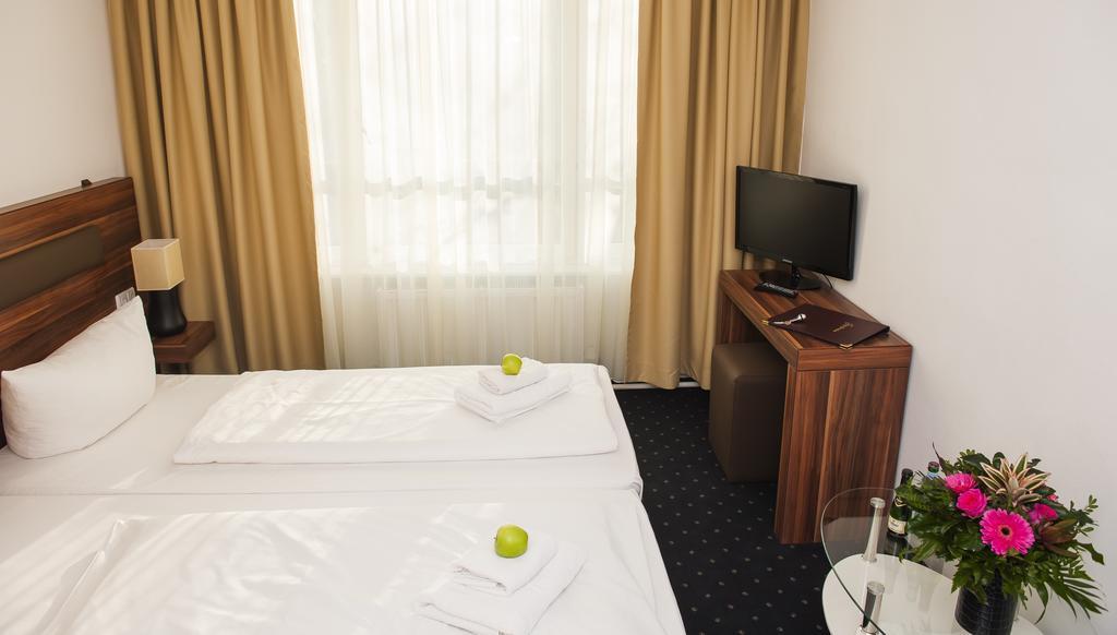 Aparthotel Christie Berlin Exterior photo